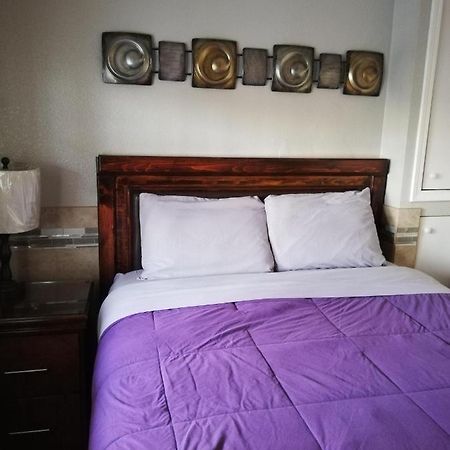 Suites Leon Rojo Τιχουάνα Εξωτερικό φωτογραφία
