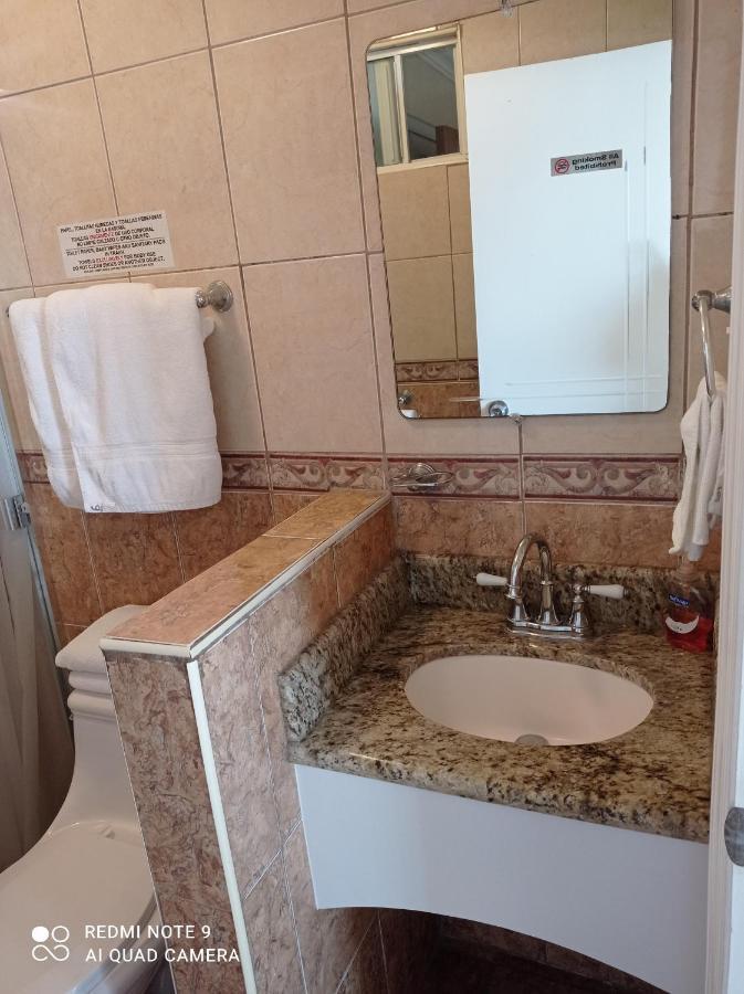 Suites Leon Rojo Τιχουάνα Εξωτερικό φωτογραφία
